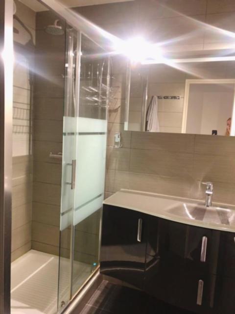 Luxurious Appartment Near The Airport Νίκαια Εξωτερικό φωτογραφία